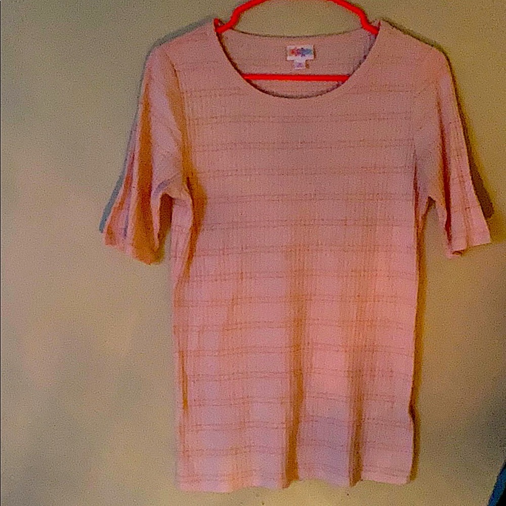 Lularoe gigi tee